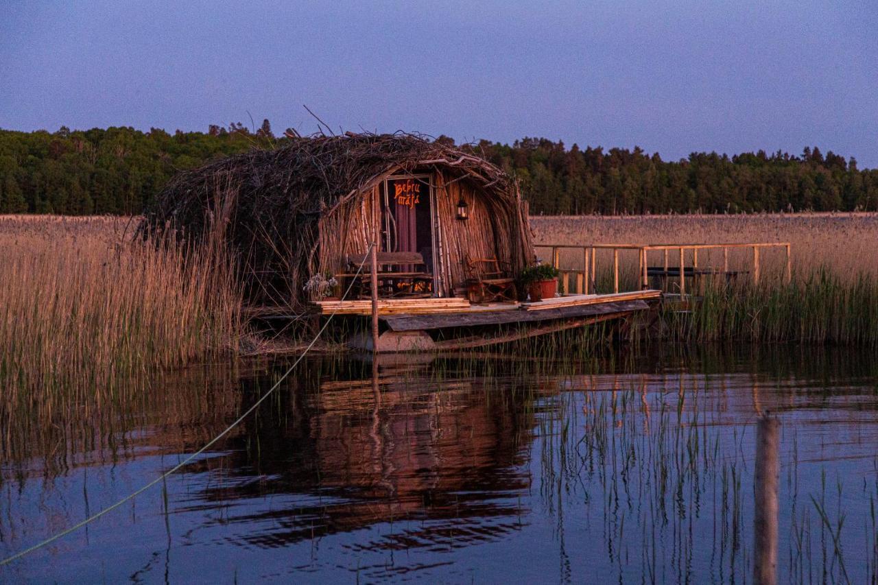 Bebru māja - Beaver house Usma Buitenkant foto
